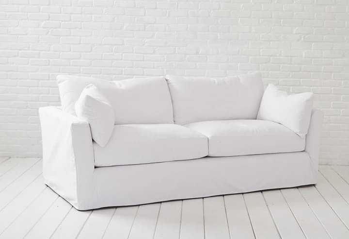 Simple Shabby Chic Sofa by Rachel Ashwell 2